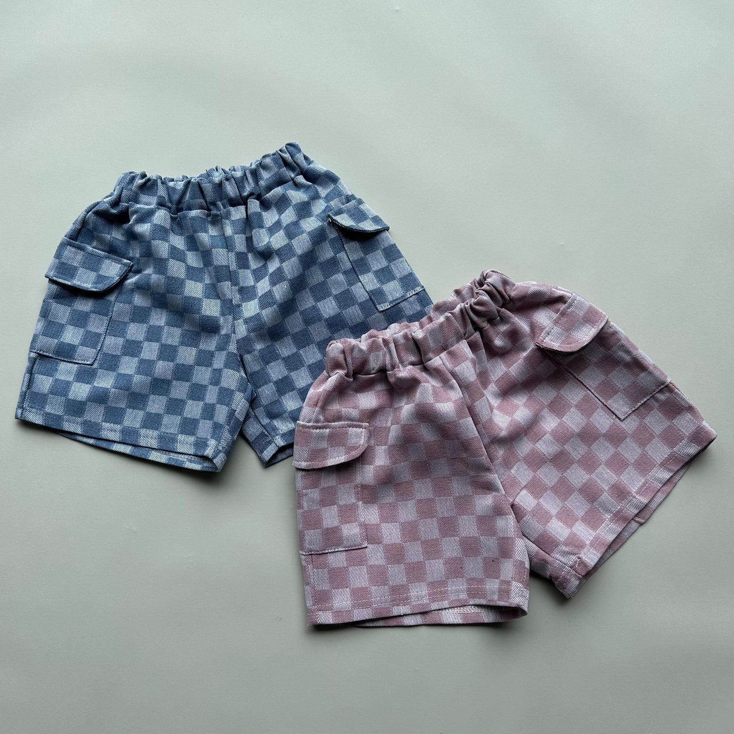 checker shorts - pink