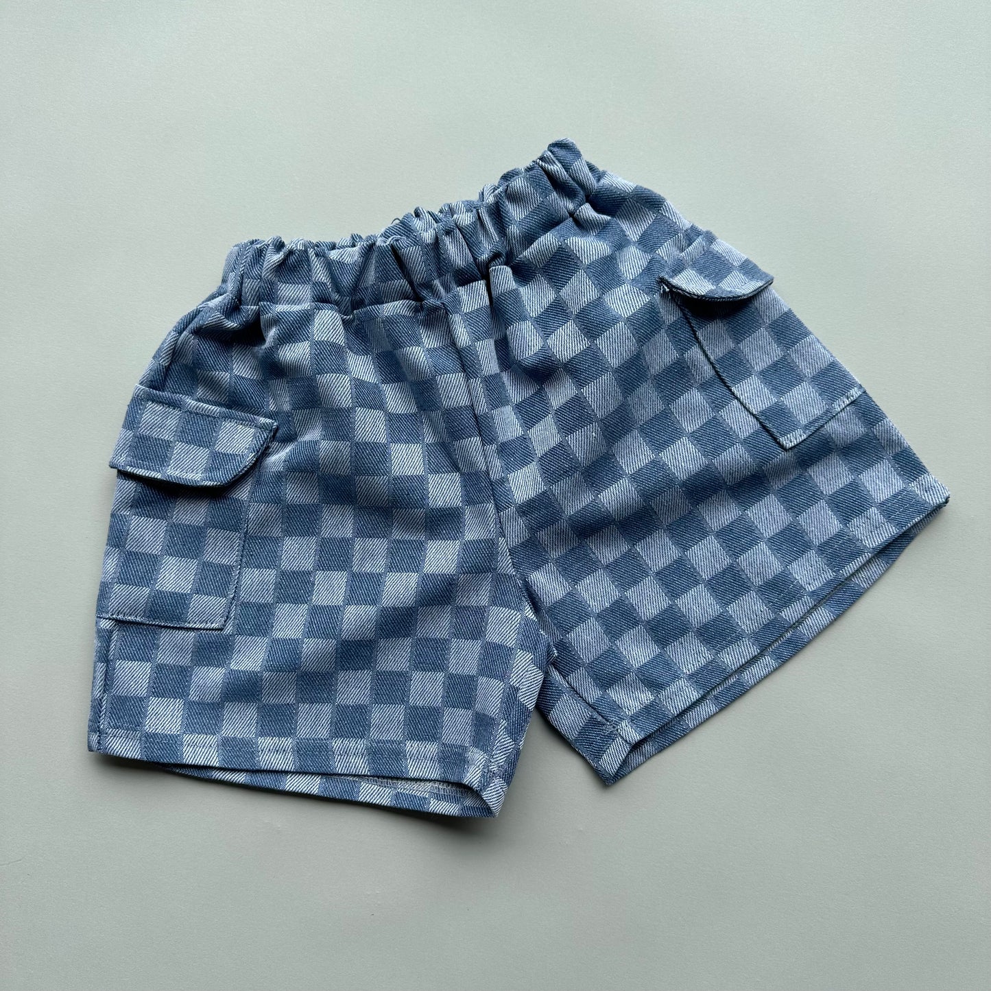 checker shorts - blue