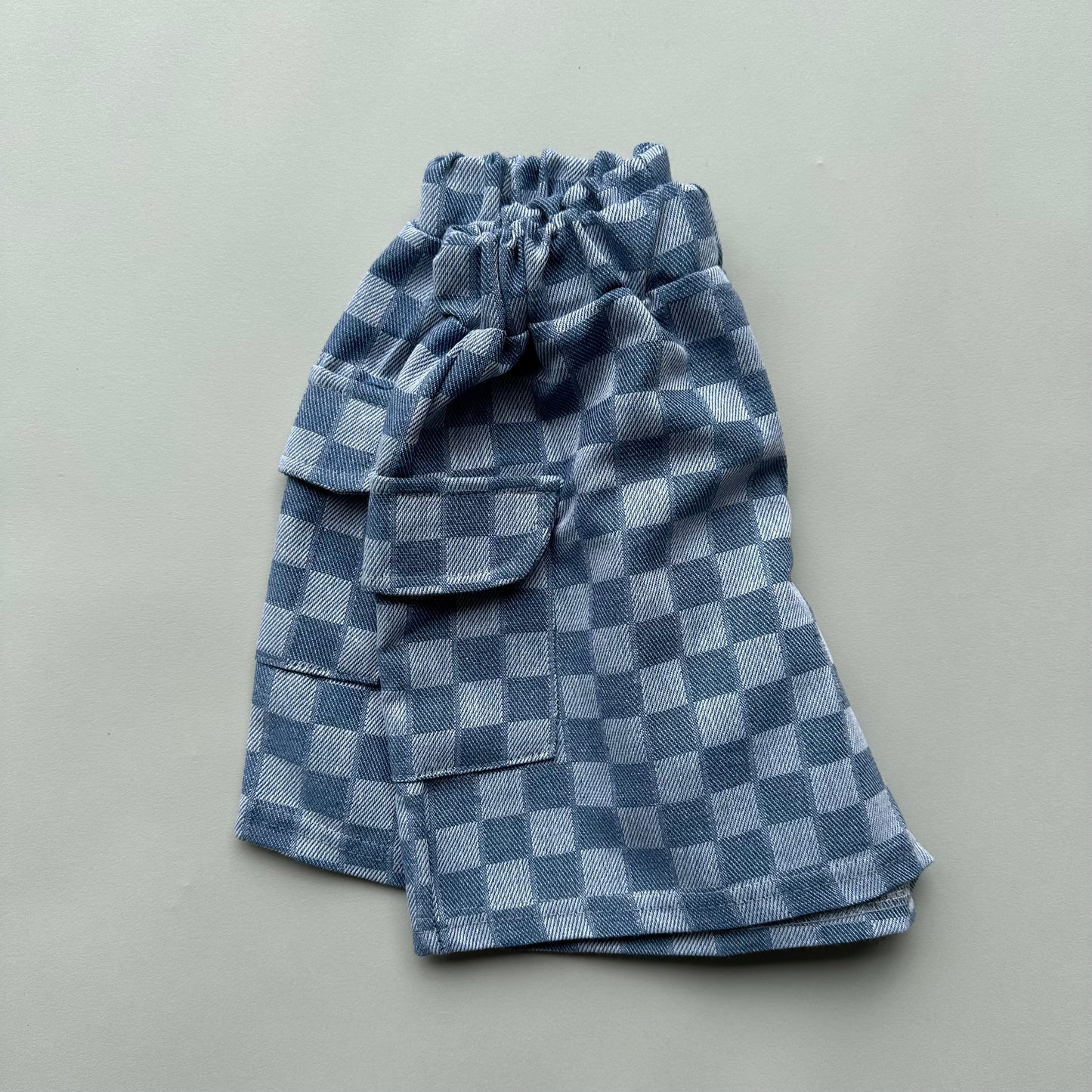 checker shorts - blue